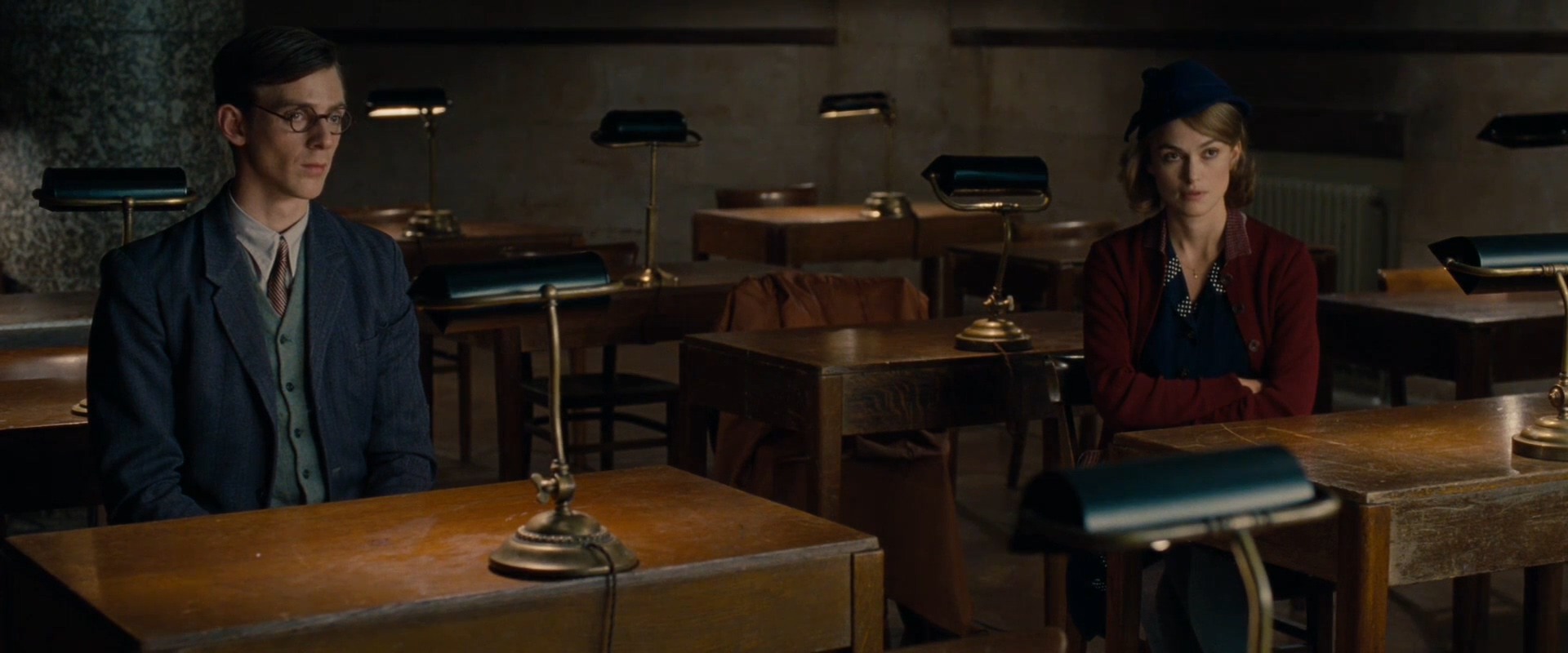 点击查看原图 The.Imitation.Game.2014.1080p.BluRay.H264.AAC-RARBG.mp4_20150306_162017.640.jpg