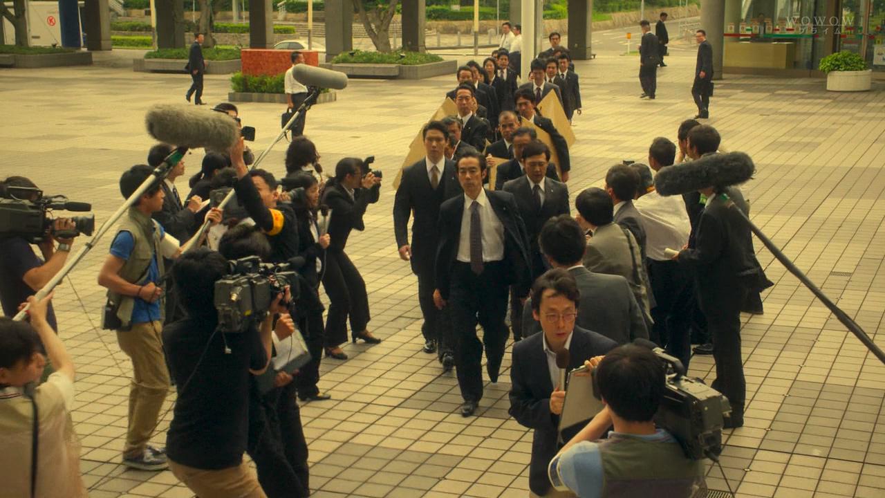 点击查看原图 Shingari - Yamaichi Shoken Saigo No Seisen EP01 720p HDTV x264 AAC-DoA.mkv_20151002_205529.796_compressed.jpg