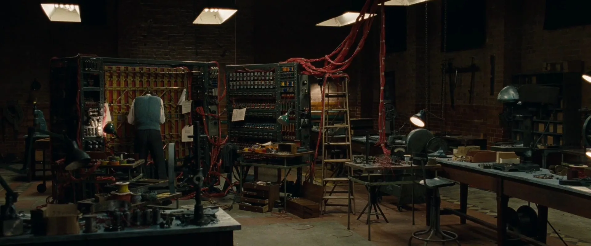 点击查看原图 The.Imitation.Game.2014.1080p.BluRay.H264.AAC-RARBG.mp4_20150306_200627.015.jpg