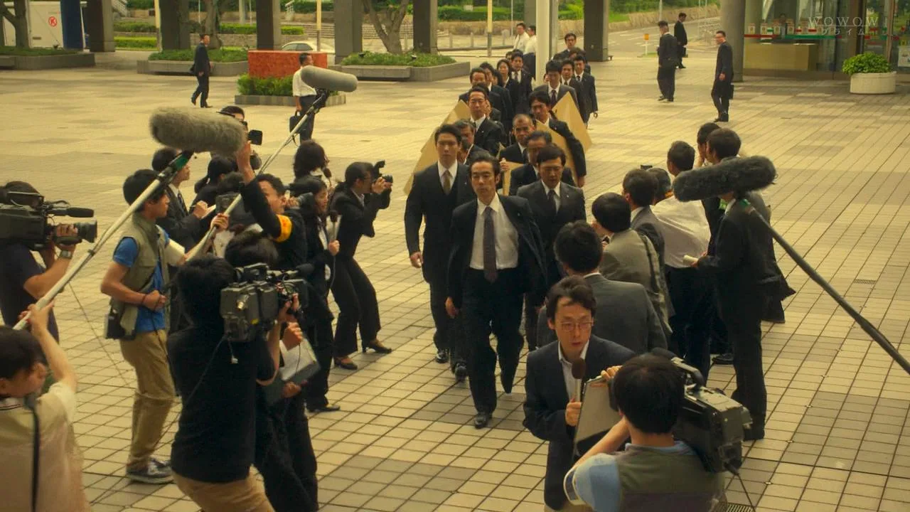 点击查看原图 Shingari - Yamaichi Shoken Saigo No Seisen EP01 720p HDTV x264 AAC-DoA.mkv_20151002_205529.796_compressed.jpg
