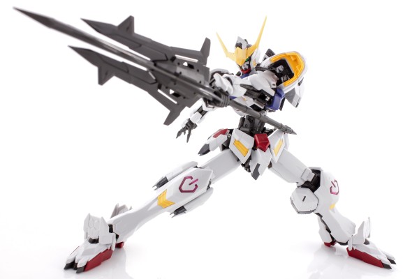 MG 1/100 巴巴托斯高达：铁华团的狂气，MG化的诚意之作